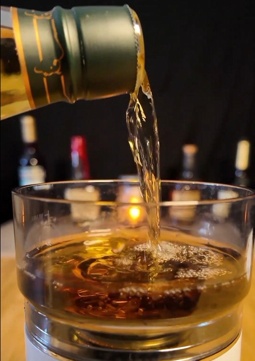 Add your spirit using the MyBar Infuser
